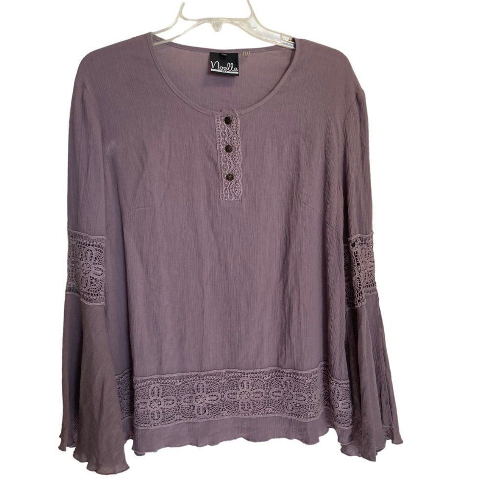 Noelle Lavender Boho Crochet Bell Sleeve Women's size S/M